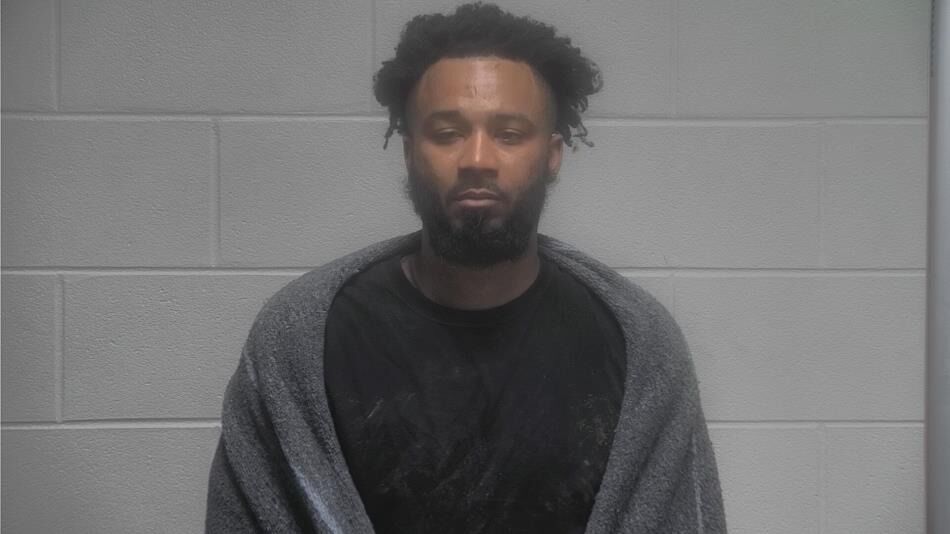 LAMYCHAEL HOBBS.jpg